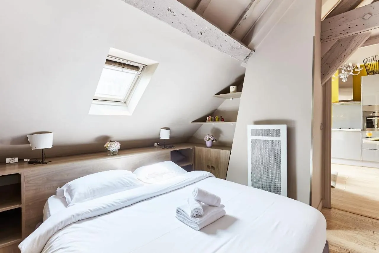 Francs Bourgeois - Le Marais City Apartment Paris 0*,